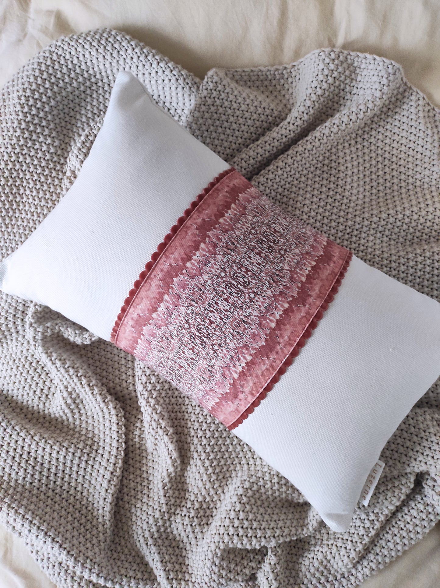 House de coussin Hanawa