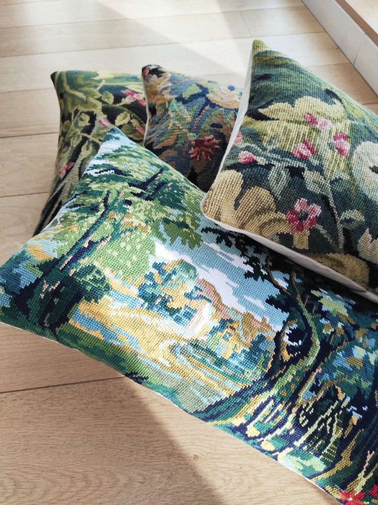 Les coussins canevas