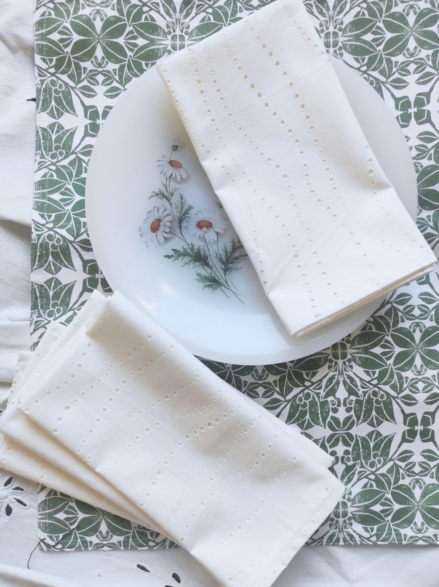Quatre Serviettes Romance