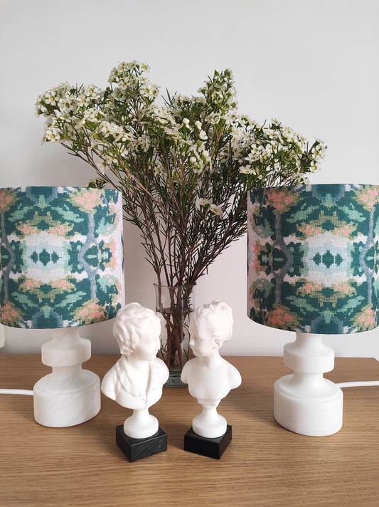 Deux lampes Tapestry I pied en albatre