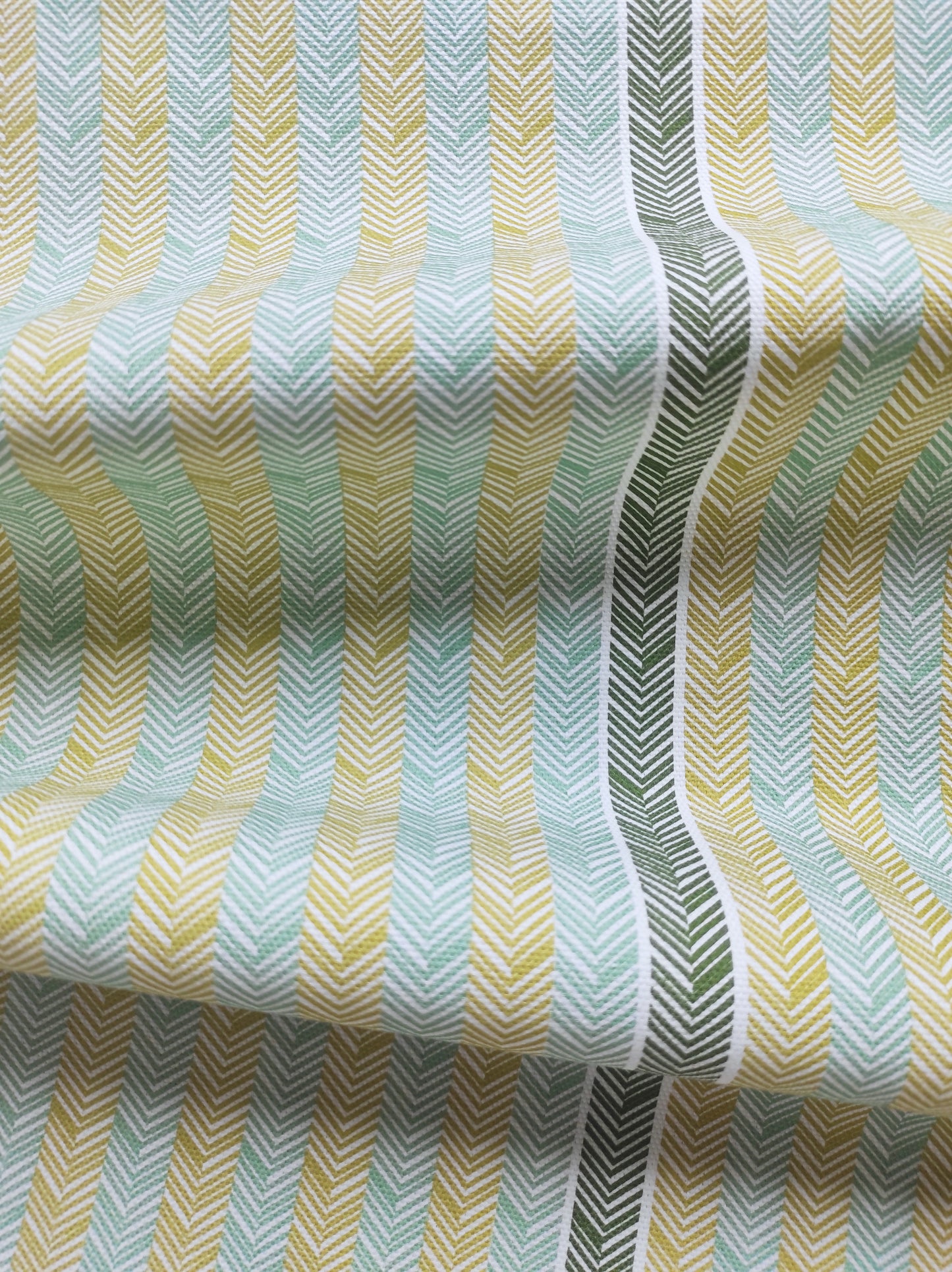 Chevrons Amande et vert