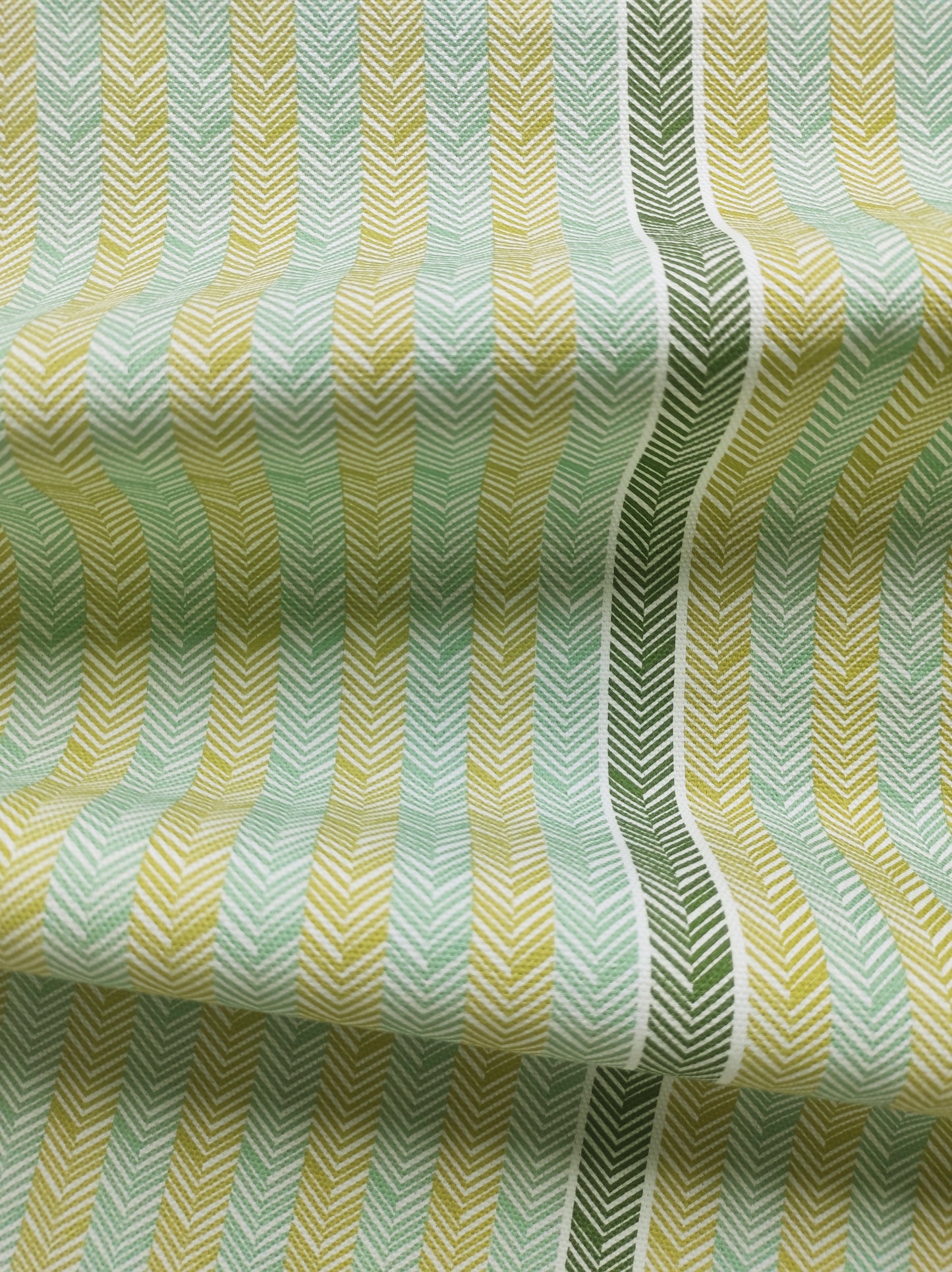 Chevrons Amande et vert